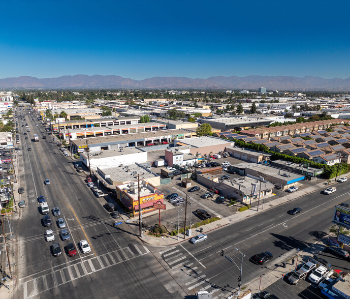 7610 Sepulveda Blvd & 15243 Saticoy St., Van Nuys, CA en alquiler - Foto del edificio - Imagen 2 de 22