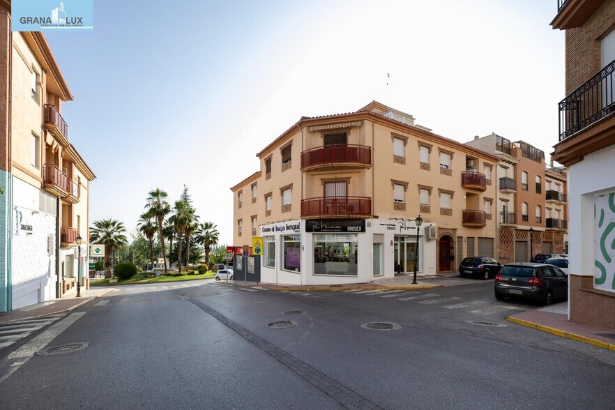 Calle César Augusto, 15, Peligros, Granada en venta - Foto del edificio - Imagen 1 de 22