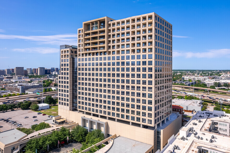 1722 Routh St, Dallas, TX en alquiler - Foto del edificio - Imagen 1 de 22