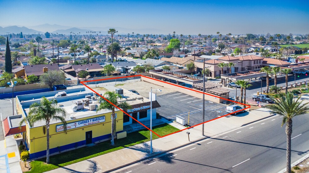 16379 Foothill Blvd, Fontana, CA en venta - Foto del edificio - Imagen 1 de 78