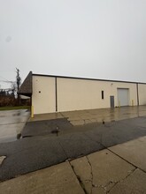 41590 Production Dr, Harrison Township, MI en alquiler Foto del edificio- Imagen 2 de 15