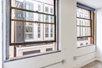 448 S Hill St, Los Angeles, CA en alquiler Foto del interior- Imagen 1 de 13