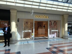 Chantry Way, Andover en alquiler Foto del edificio- Imagen 1 de 1