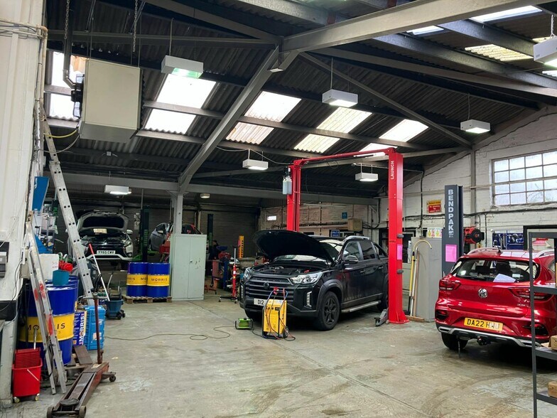 Chester Rd, Deeside en venta - Foto del edificio - Imagen 3 de 7