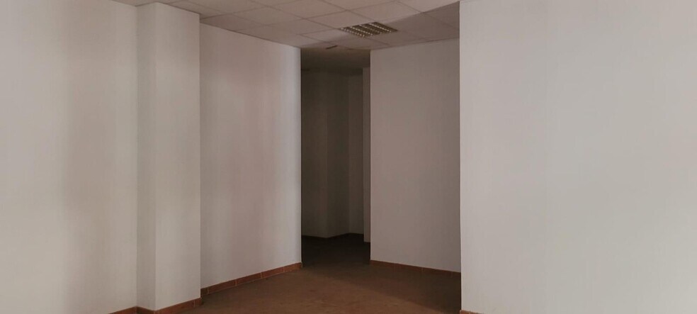 Local en Cáceres, Cáceres en alquiler - Foto del interior - Imagen 1 de 4