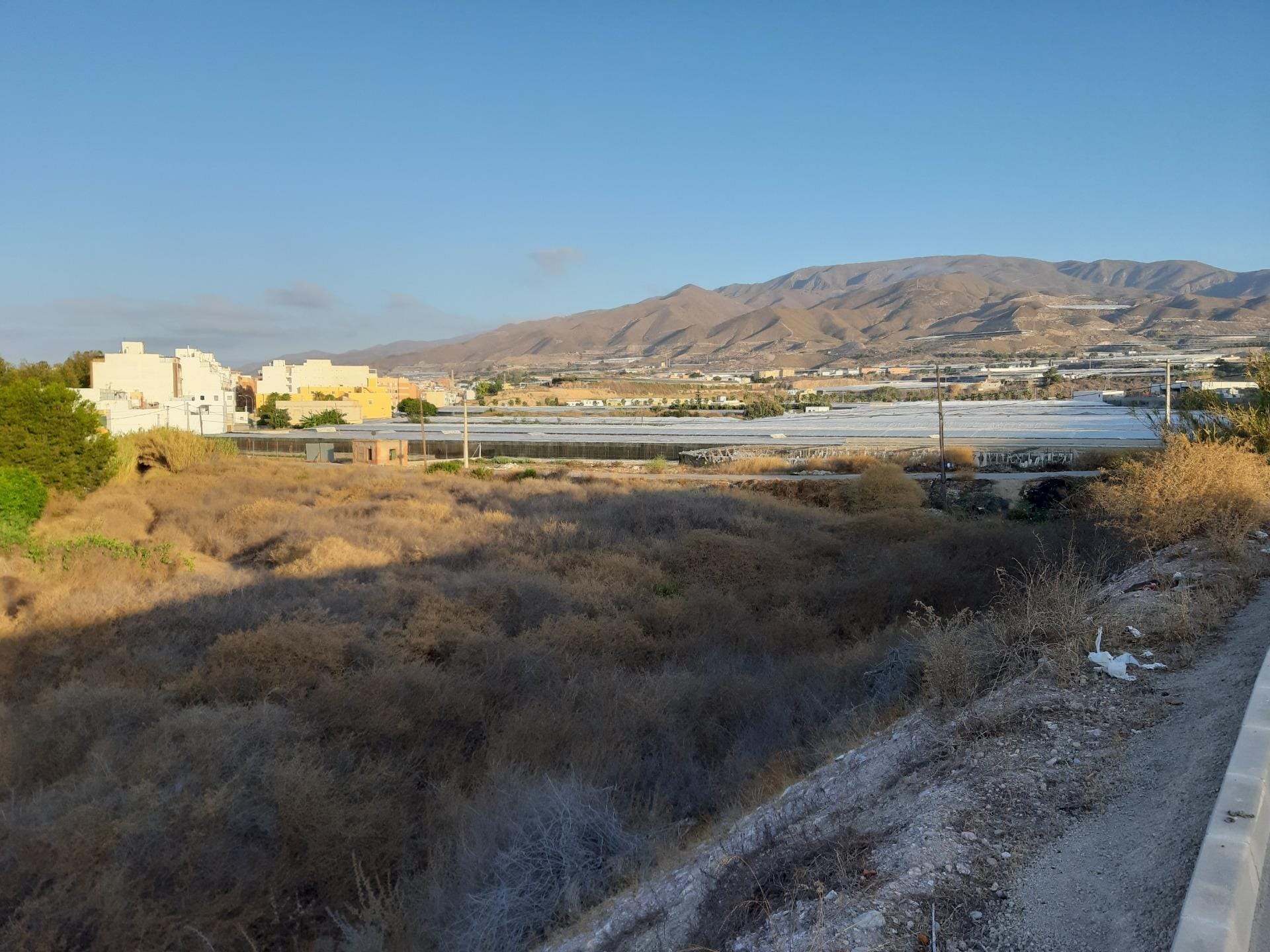 Terreno en Adra, Almería en venta Foto principal- Imagen 1 de 7