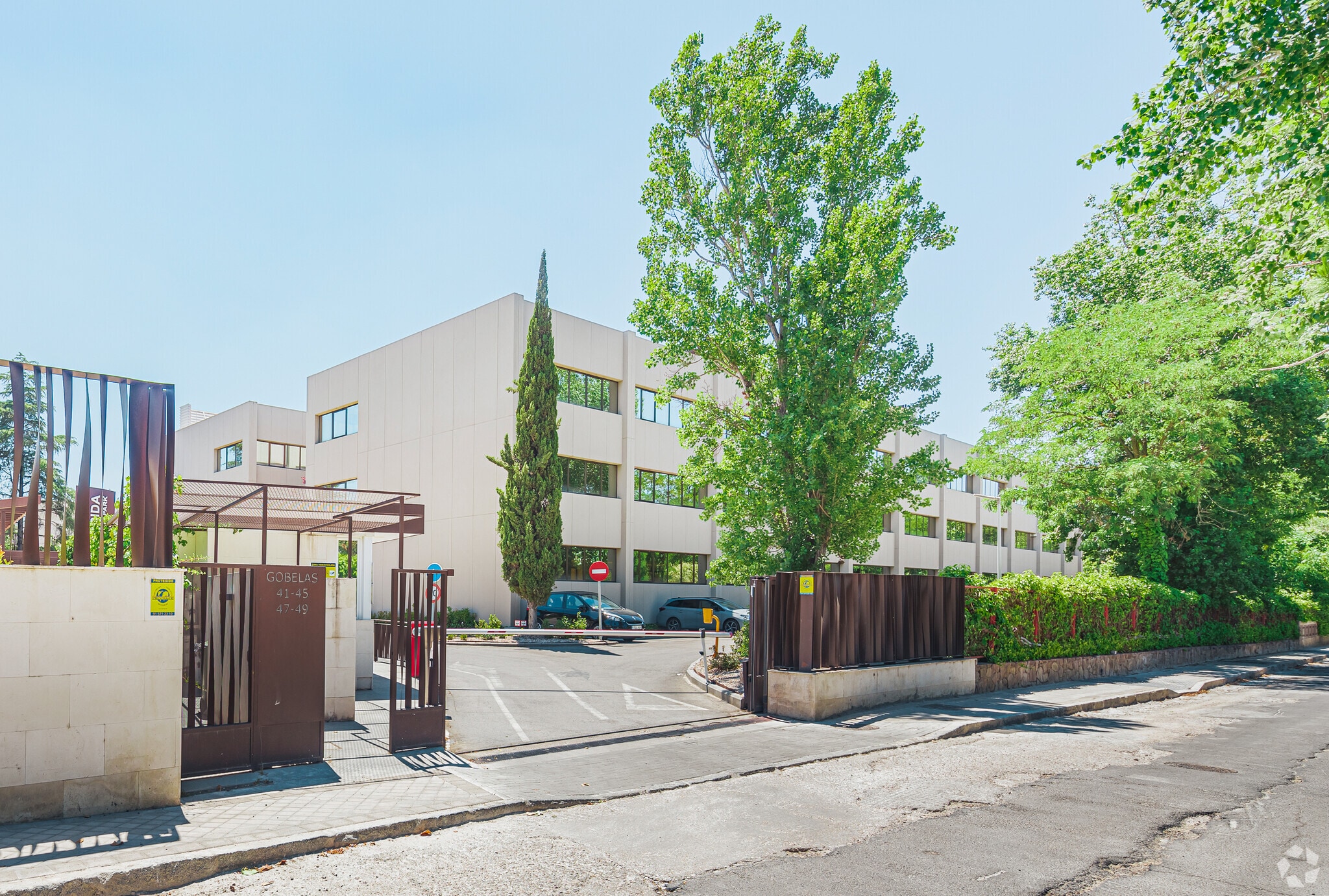 Calle Gobelas, 47-49, Madrid, Madrid en venta Foto principal- Imagen 1 de 1