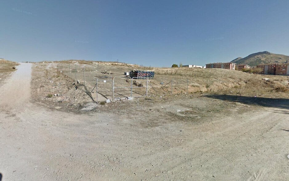 Terreno en Pinos Puente, Granada en venta - Foto del edificio - Imagen 2 de 4