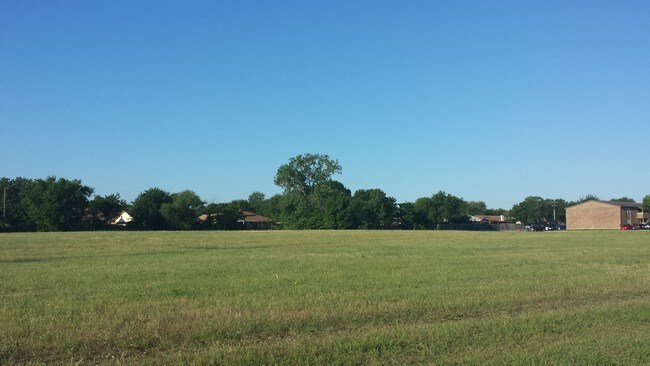 Más detalles de 2201-2211 W Pioneer Pky, Grand Prairie, TX - Terreno en venta