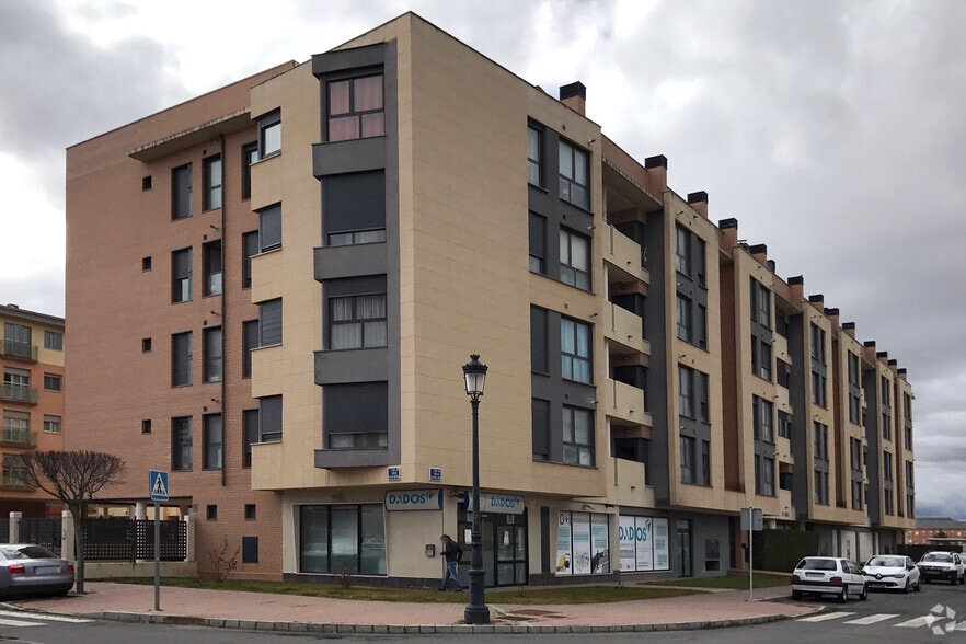 Edificio residencial en Ávila, Ávila en venta - Foto principal - Imagen 1 de 2
