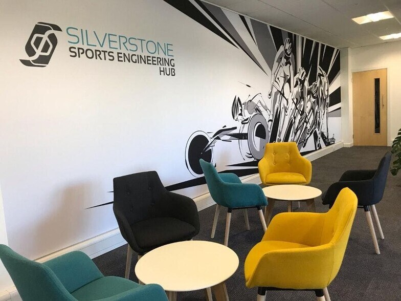 Unit 1129 Silverstone Park, Buckingham Rd, Silverstone en alquiler - Foto del edificio - Imagen 2 de 11