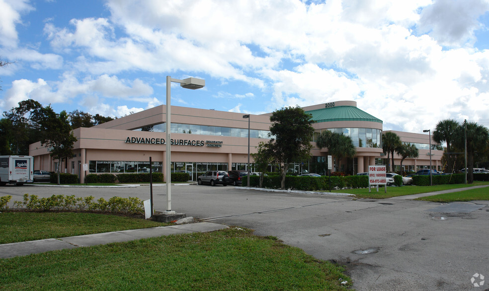 2000 Banks Rd, Margate, FL en alquiler - Foto del edificio - Imagen 1 de 6