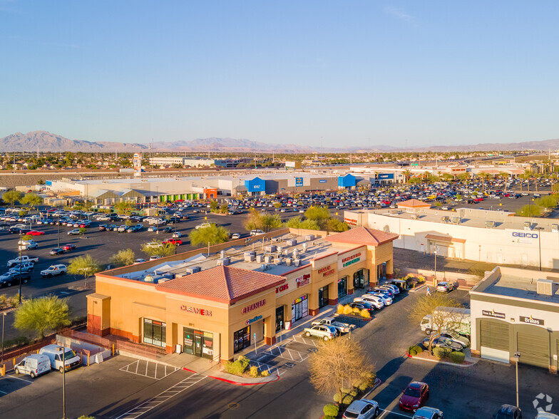 1850 E Serene Ave, Las Vegas, NV en alquiler - Foto del edificio - Imagen 2 de 8