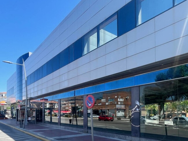 Más detalles de Local en alquiler