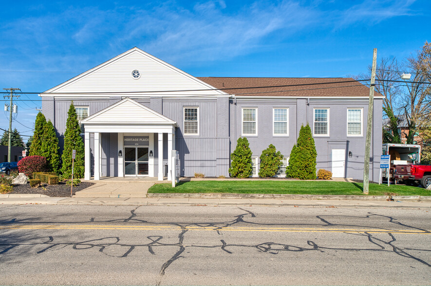 496 W Ann Arbor Trl, Plymouth, MI en alquiler - Foto del edificio - Imagen 1 de 3