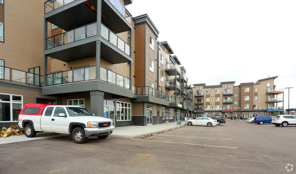 12847 50 St NW, Edmonton, AB en alquiler - Foto del edificio - Imagen 3 de 3