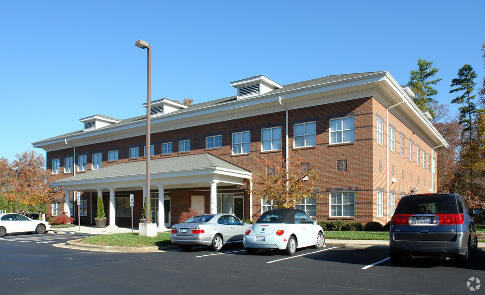 1616 Evans Rd, Cary, NC en alquiler - Foto del edificio - Imagen 2 de 7