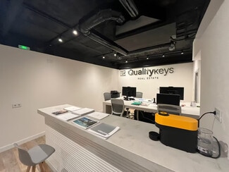 Más detalles de Calle las Ventas-Nva Andalucia, 17 C, Marbella - Local en alquiler