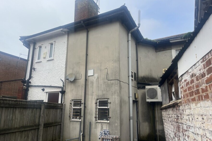 24 Cowick St, Exeter en venta - Foto del edificio - Imagen 3 de 6