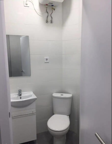 Edificio residencial en Madrid, Madrid en venta - Foto del interior - Imagen 2 de 3