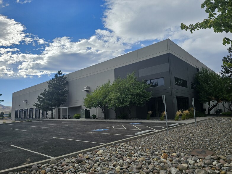 12755 Moya Blvd, Reno, NV en alquiler - Foto del edificio - Imagen 1 de 9