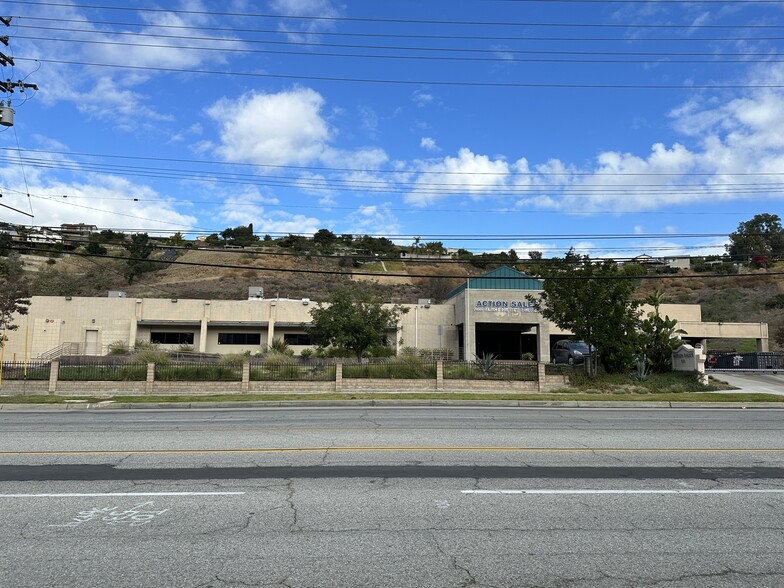 829 Monterey Pass Rd, Monterey Park, CA en alquiler - Foto del edificio - Imagen 2 de 71