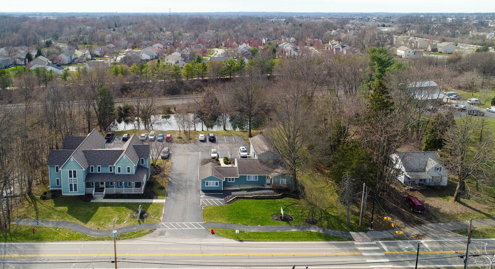 271 S Liberty St, Powell, OH en venta - Foto del edificio - Imagen 3 de 32