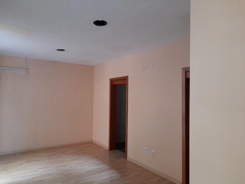 Local en Cáceres, Cáceres en venta - Foto del edificio - Imagen 2 de 6