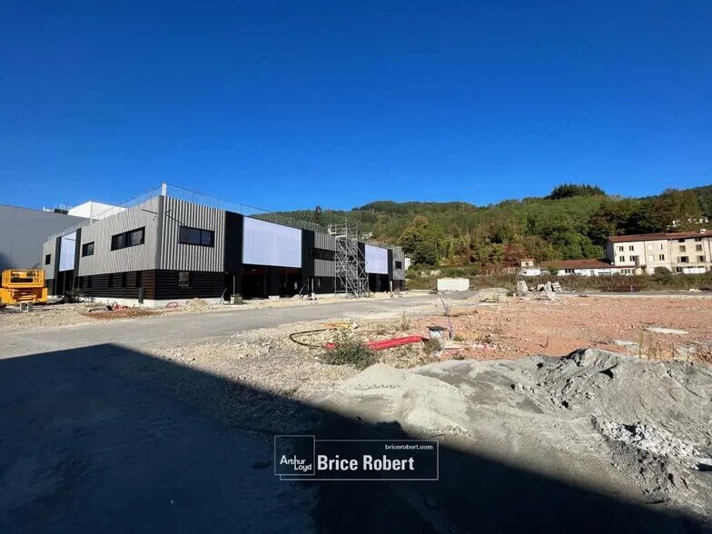 Flex en Tarare en alquiler - Foto del edificio - Imagen 1 de 12