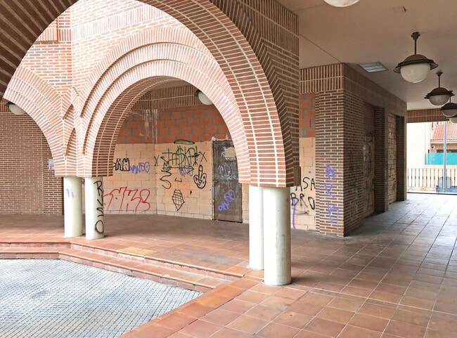 Más detalles de Calle Juan Miró, 2, Colmenar Viejo - Edificio residencial​ en venta