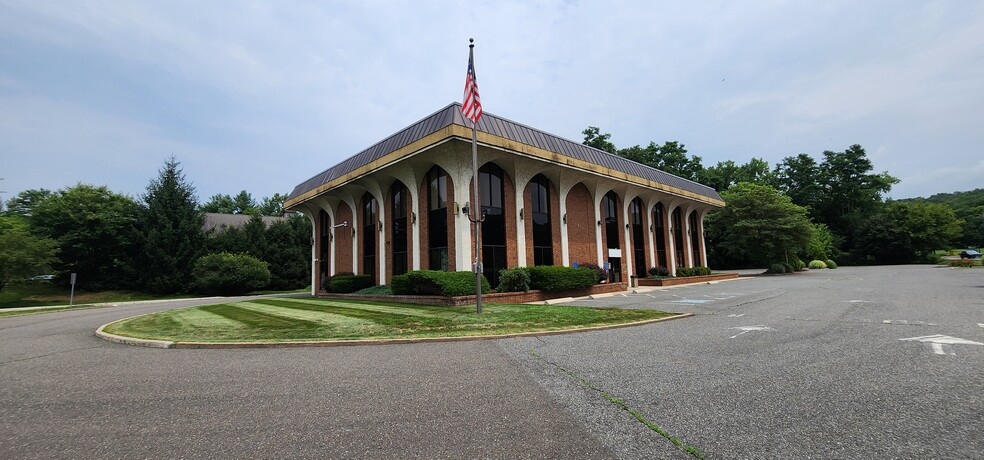 1 Sherman Hill Rd, Woodbury, CT en alquiler - Foto del edificio - Imagen 2 de 25