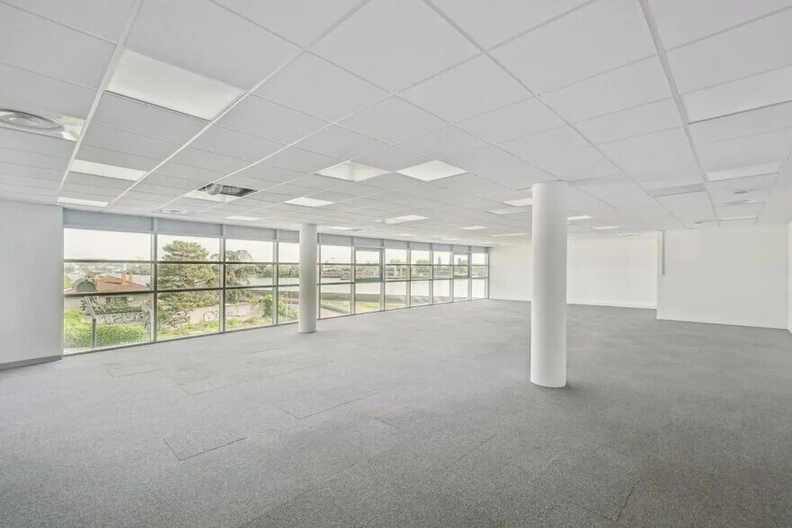 9 Avenue Des Saules, OULLINS-PIERRE-BÉNITE en venta - Foto del interior - Imagen 1 de 13