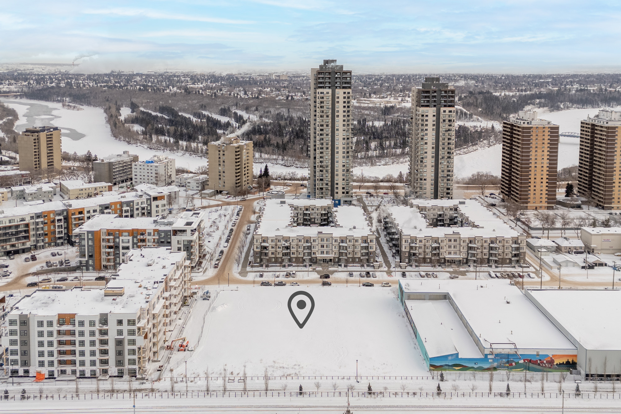 8490 106A Av NW, Edmonton, AB en venta Foto del edificio- Imagen 1 de 31