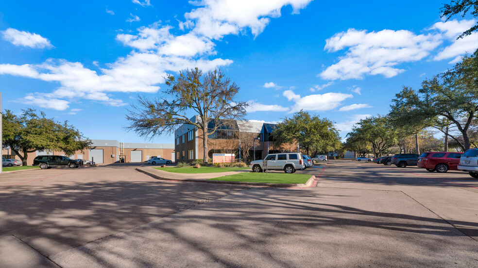 8402 Sterling St, Irving, TX en alquiler - Foto del edificio - Imagen 2 de 6