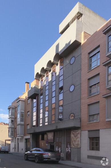 Calle Del Teniente Coronel Noreña, 37, Madrid, Madrid en alquiler - Foto del edificio - Imagen 2 de 8