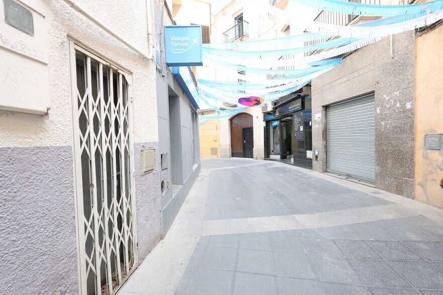 Local en El Vendrell, Tarragona en alquiler - Foto del edificio - Imagen 2 de 4