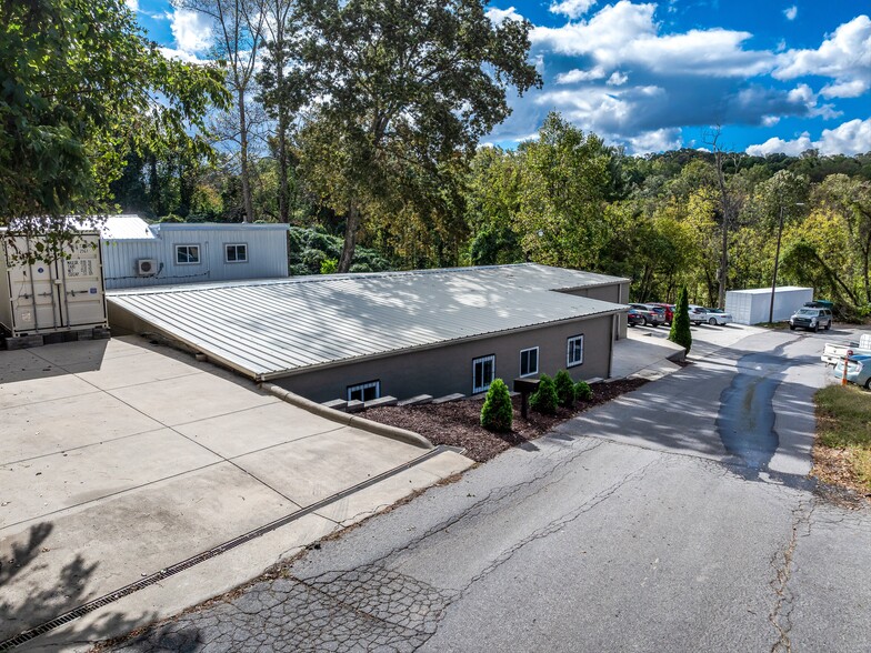 24 Old County Home Rd, Asheville, NC en alquiler - Foto del edificio - Imagen 3 de 35