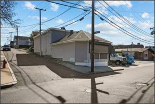 407 Arnold St, Woonsocket, RI en venta - Foto del edificio - Imagen 1 de 8