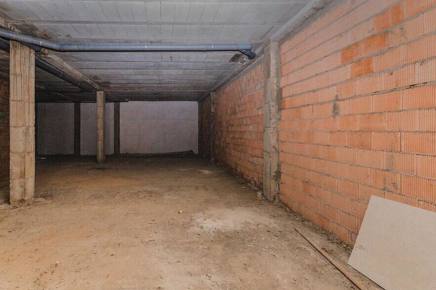 Local en El Ejido, Almería en venta - Foto de la construcción - Imagen 2 de 20