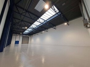 34-76 Burners Ln, Milton Keynes en alquiler Foto del interior- Imagen 2 de 7