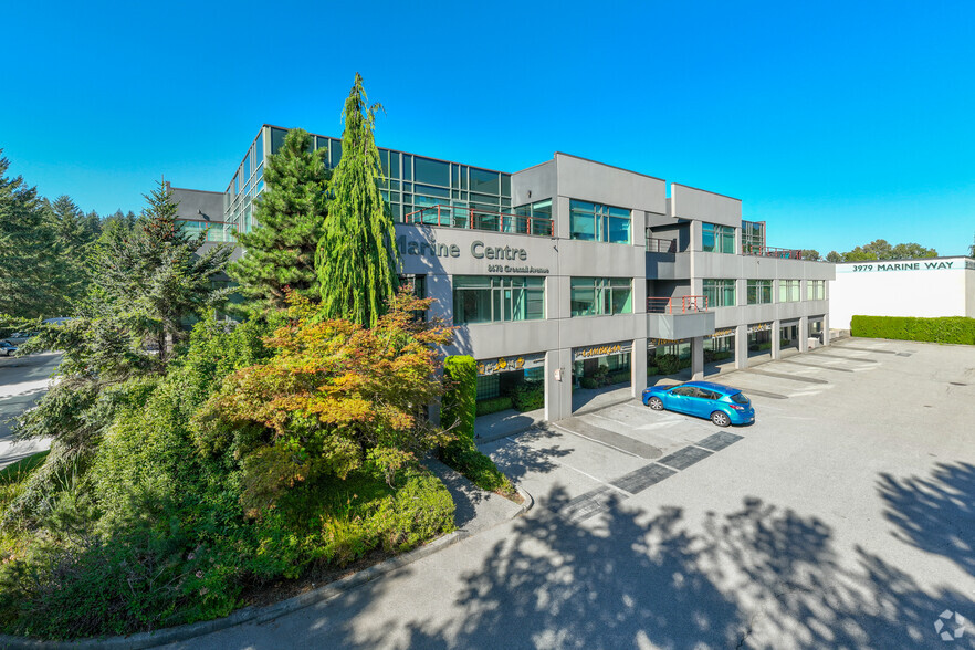 8678 Greenall Ave, Burnaby, BC en venta - Foto principal - Imagen 1 de 26