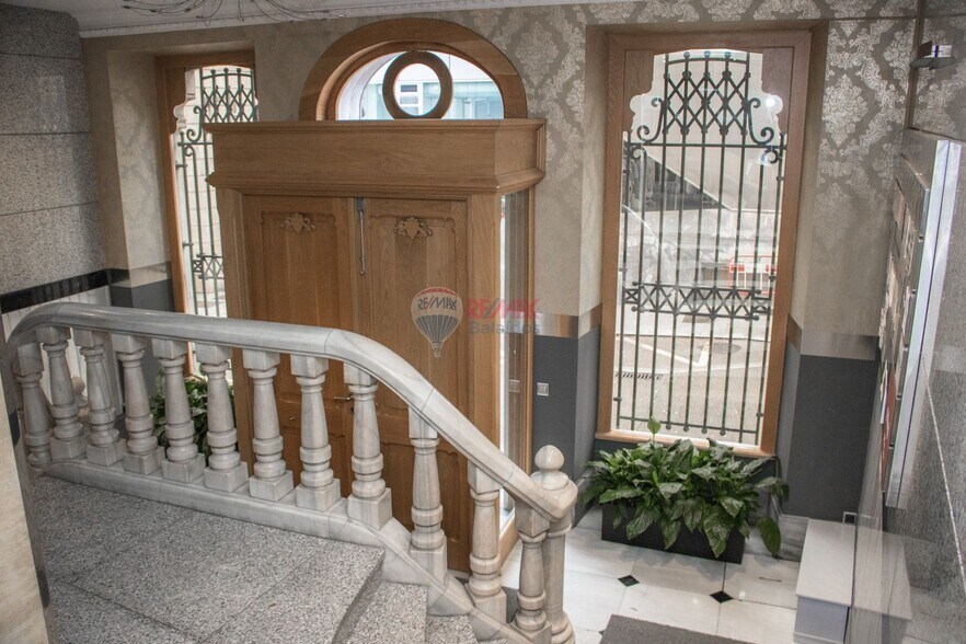 Local en Vigo en alquiler - Foto del interior - Imagen 1 de 18
