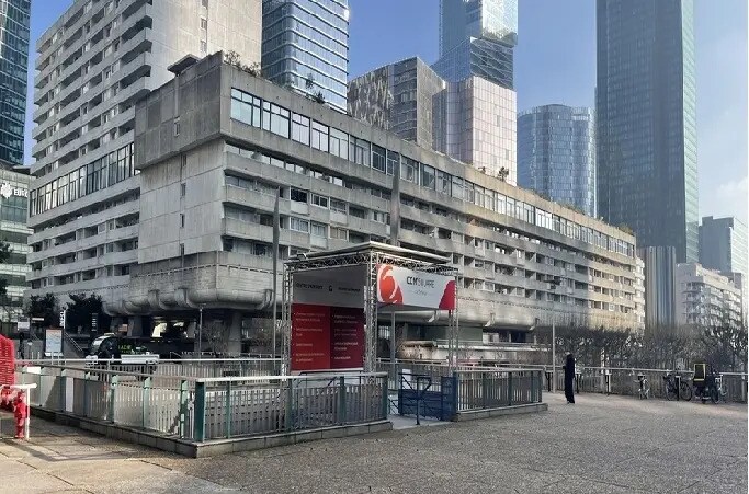 57 Esplanade Du Général De Gaulle, Puteaux en alquiler Foto del edificio- Imagen 1 de 10
