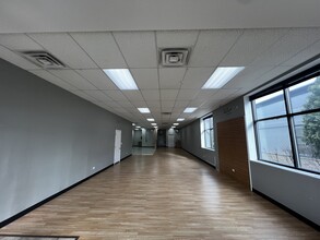 1504 Essington Rd, Joliet, IL en alquiler Foto del interior- Imagen 1 de 13