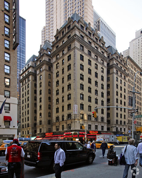 853 Seventh Ave, New York, NY en alquiler - Foto del edificio - Imagen 2 de 2