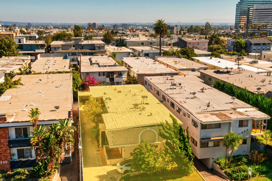 11938 Dorothy St, Los Angeles, CA en venta - Foto del edificio - Imagen 2 de 18