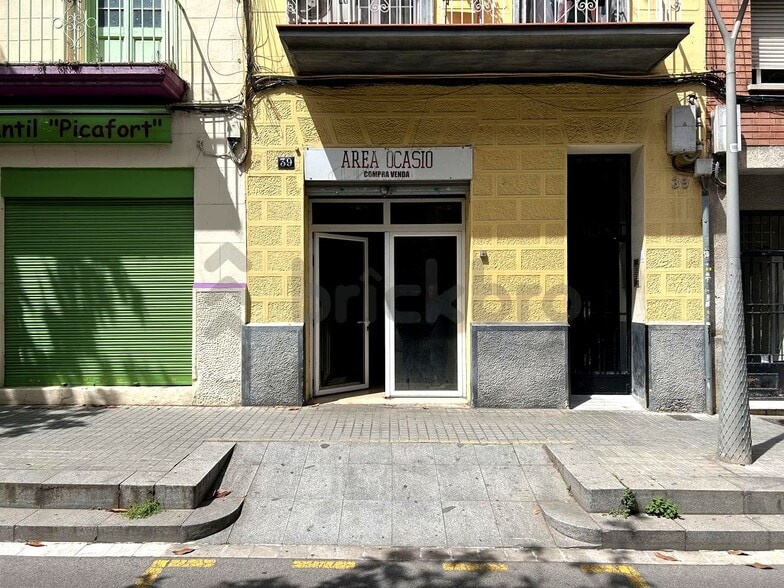 Local en Barcelona, Barcelona en alquiler - Foto del edificio - Imagen 1 de 7