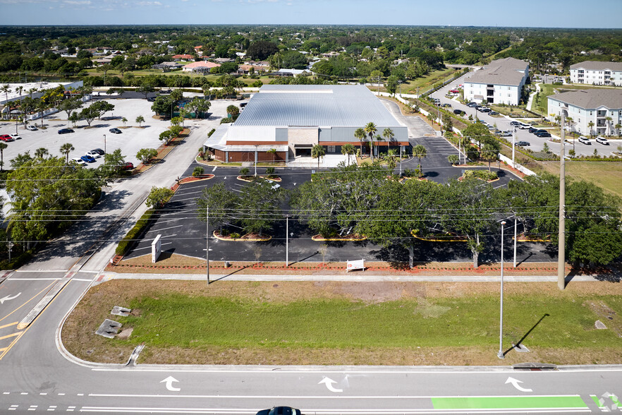 10011 S US Highway 1, Port Saint Lucie, FL en venta - Foto del edificio - Imagen 3 de 5