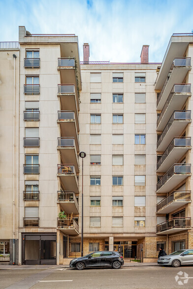 17 Rue Van Loo, Paris en venta - Foto principal - Imagen 1 de 3