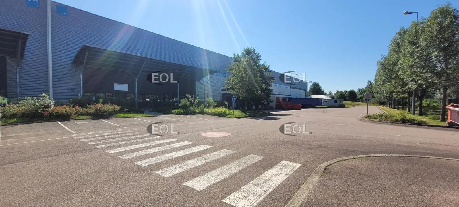 Nave en Sevrey en alquiler Foto del edificio- Imagen 1 de 9